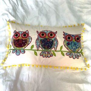 CREAM OFF WHITE OWL PATCHWORK THROW ACCENT PILLOW w/ YELLOW BALL FRINGE